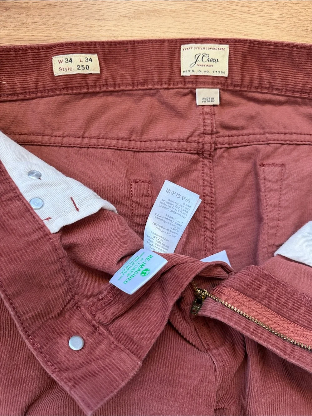 J. Crew Men's Style 250 Corduroy Pants in Rust Red Waist 34 x Length 34